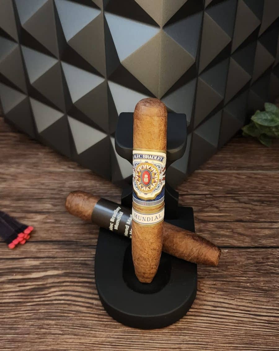 Alec Bradley Mundial No.5