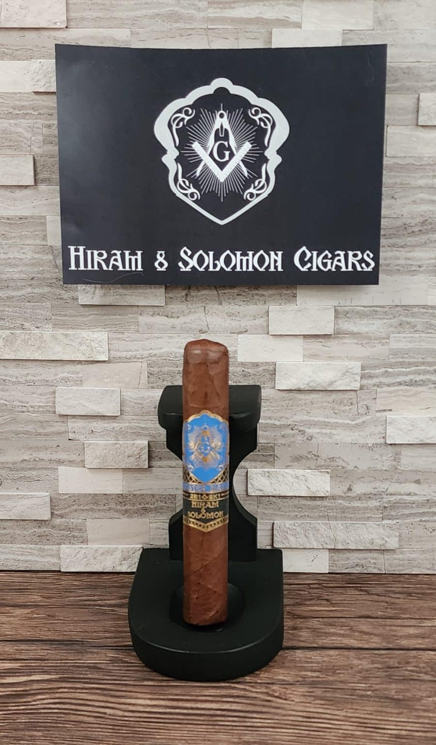 Hiram And Soloman Master Mason Robusto
