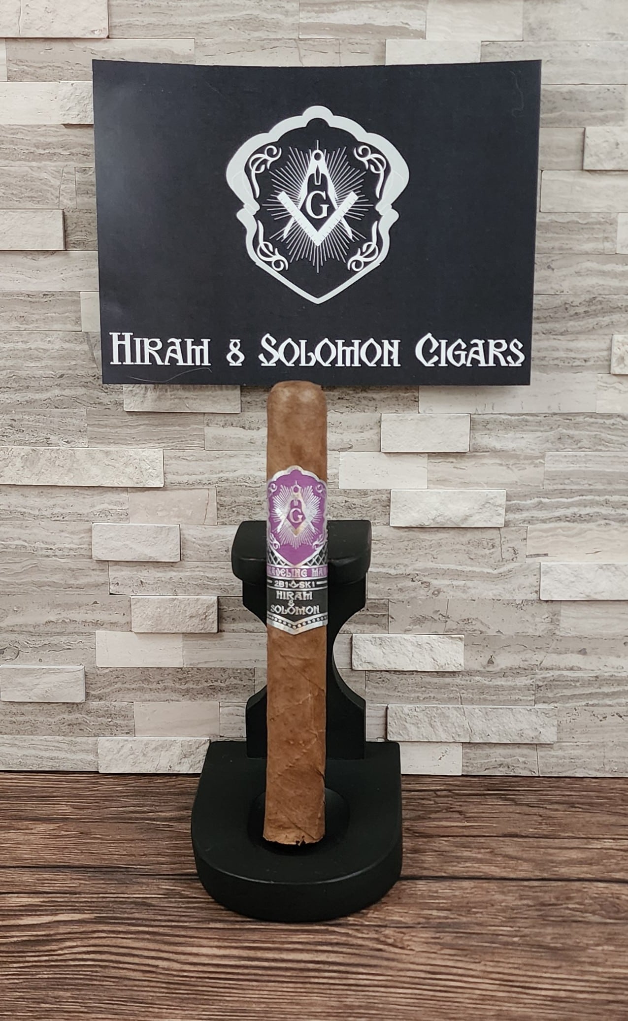 Hiram And Solomon Traveling Man Toro