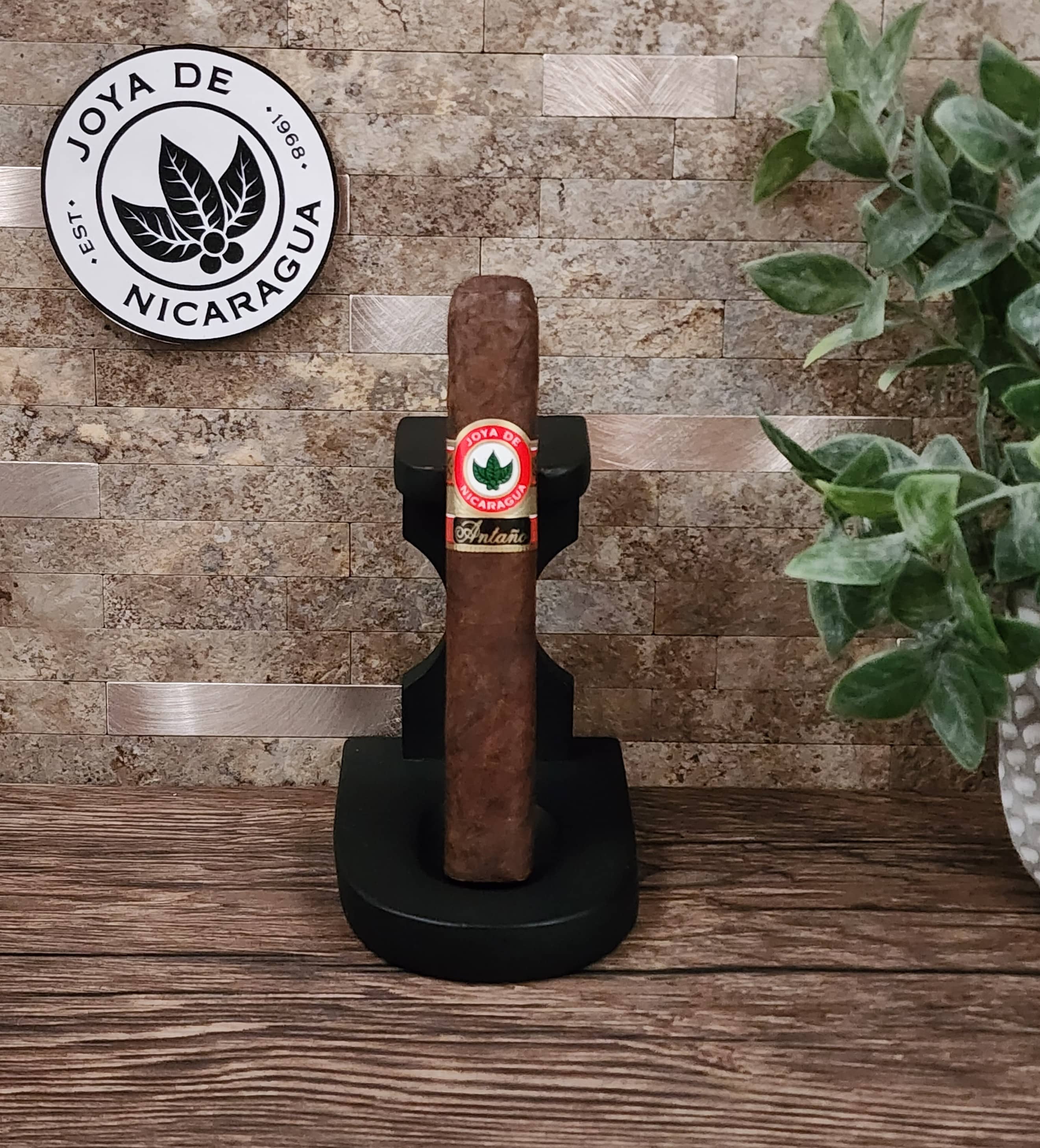 Joya De Nicaragua Antano 1970 Robusto Grande