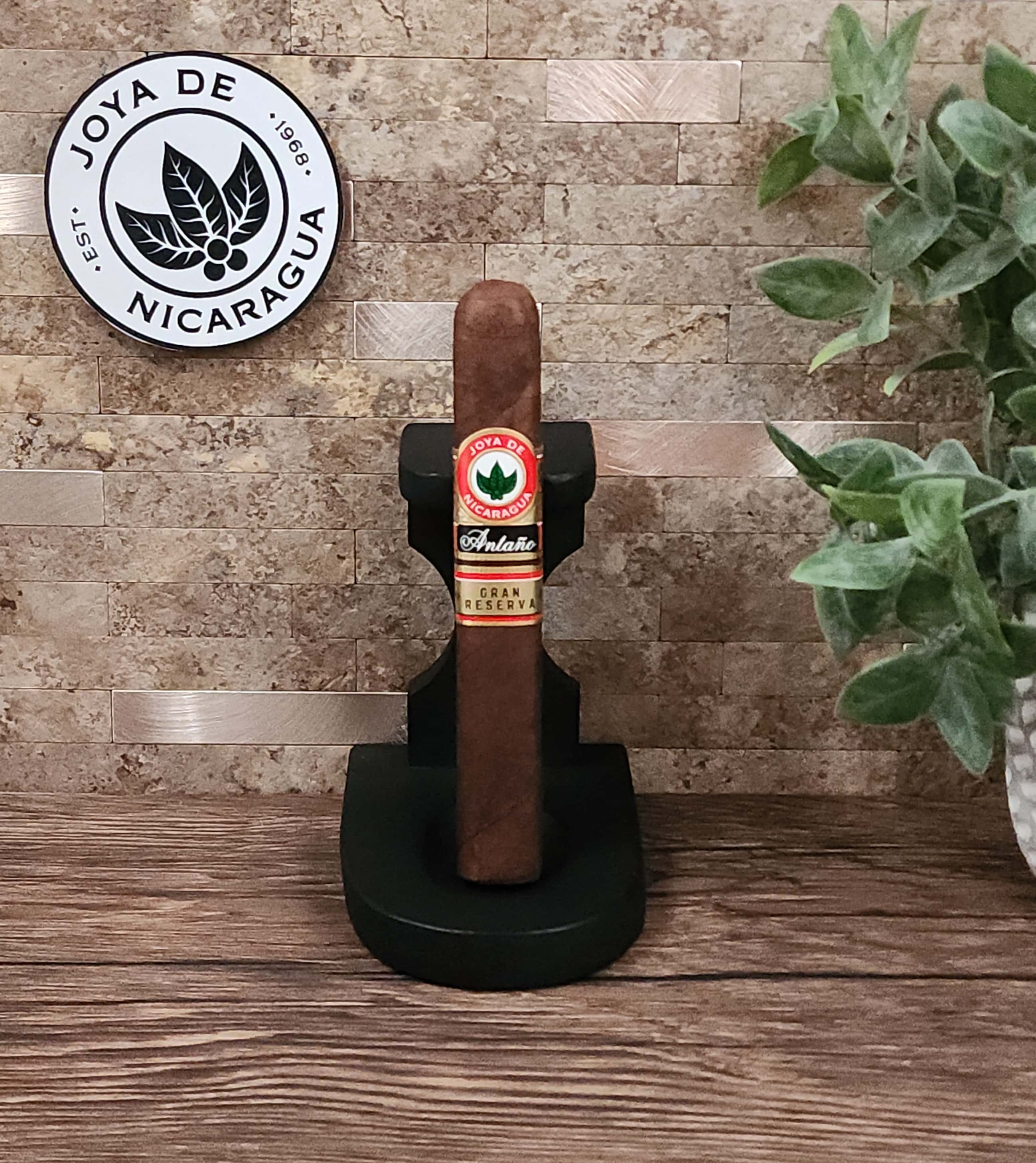 Joya De Nicaragua Grand Reserva Robusto Grande