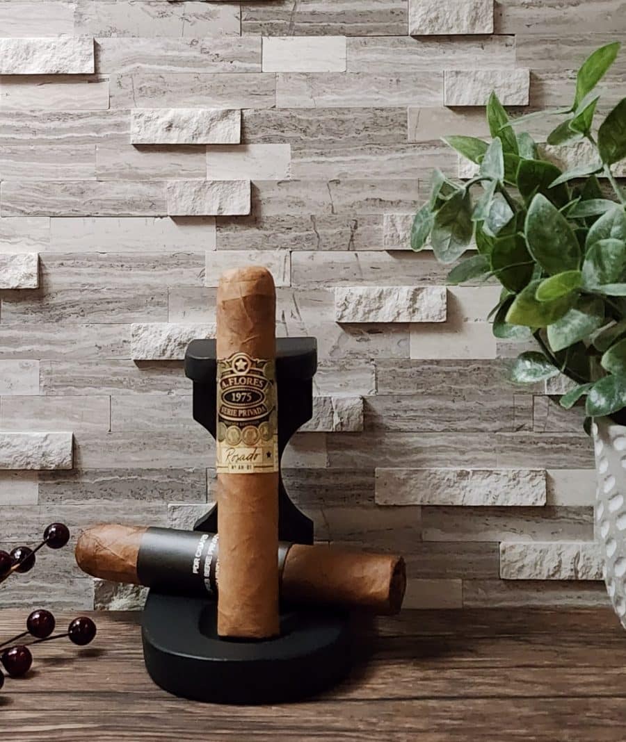 Pdr A. Flores 1975 Serie Privada Rosado Robusto