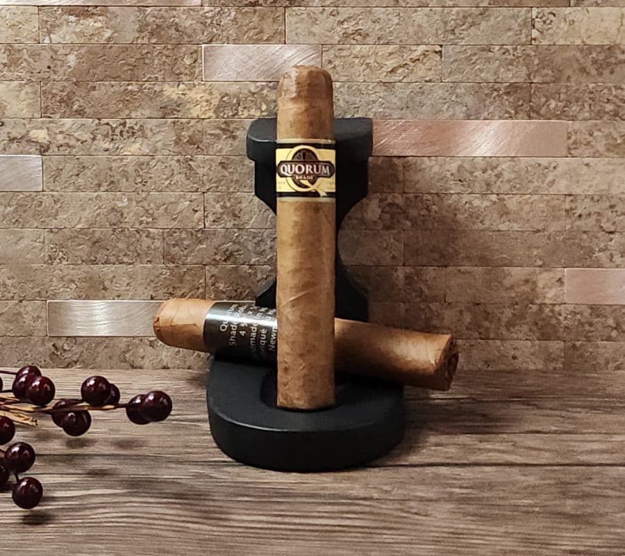 Quorum Shade Robusto