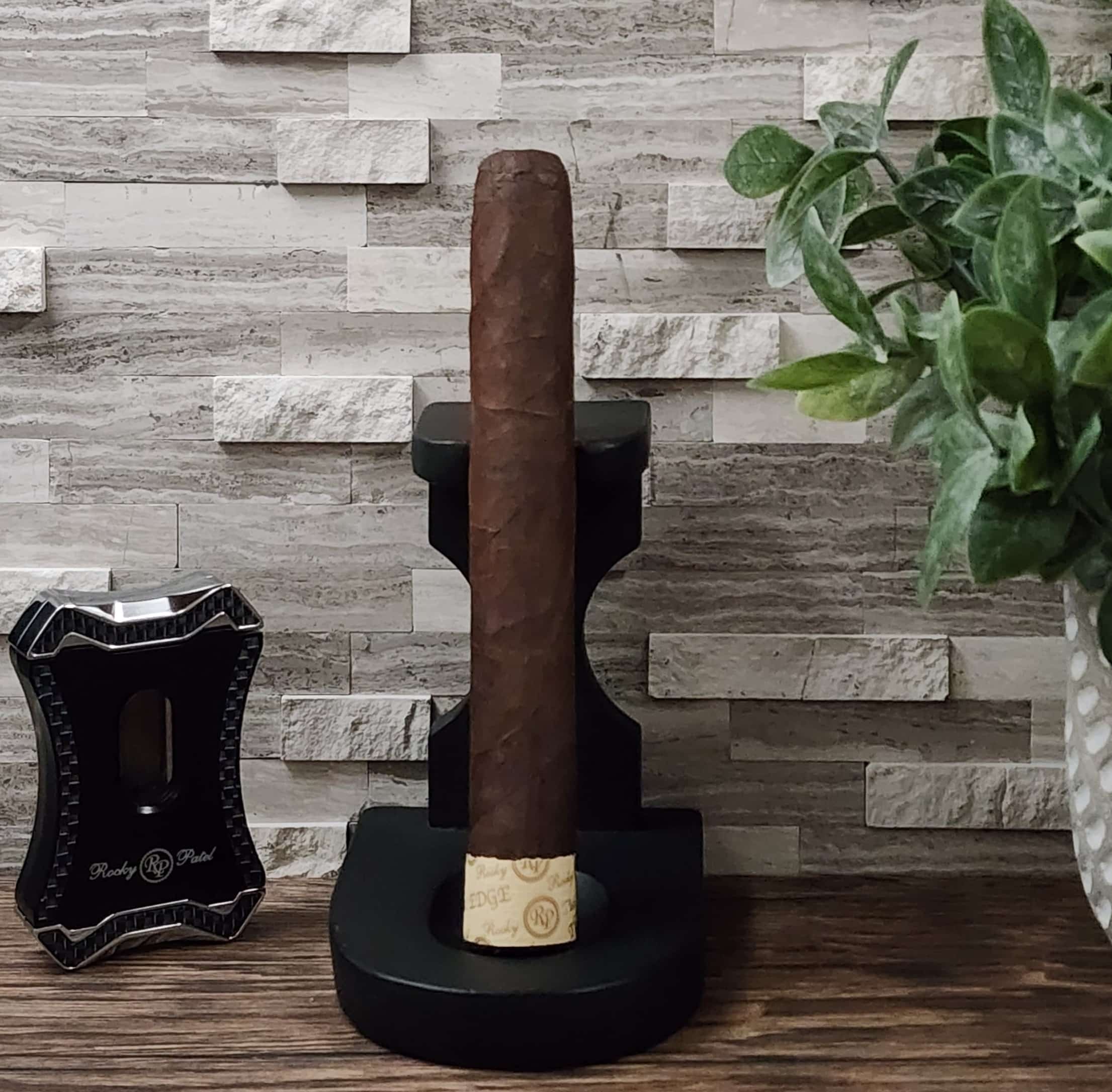 Rocky Patel Edge Maduro Toro 1