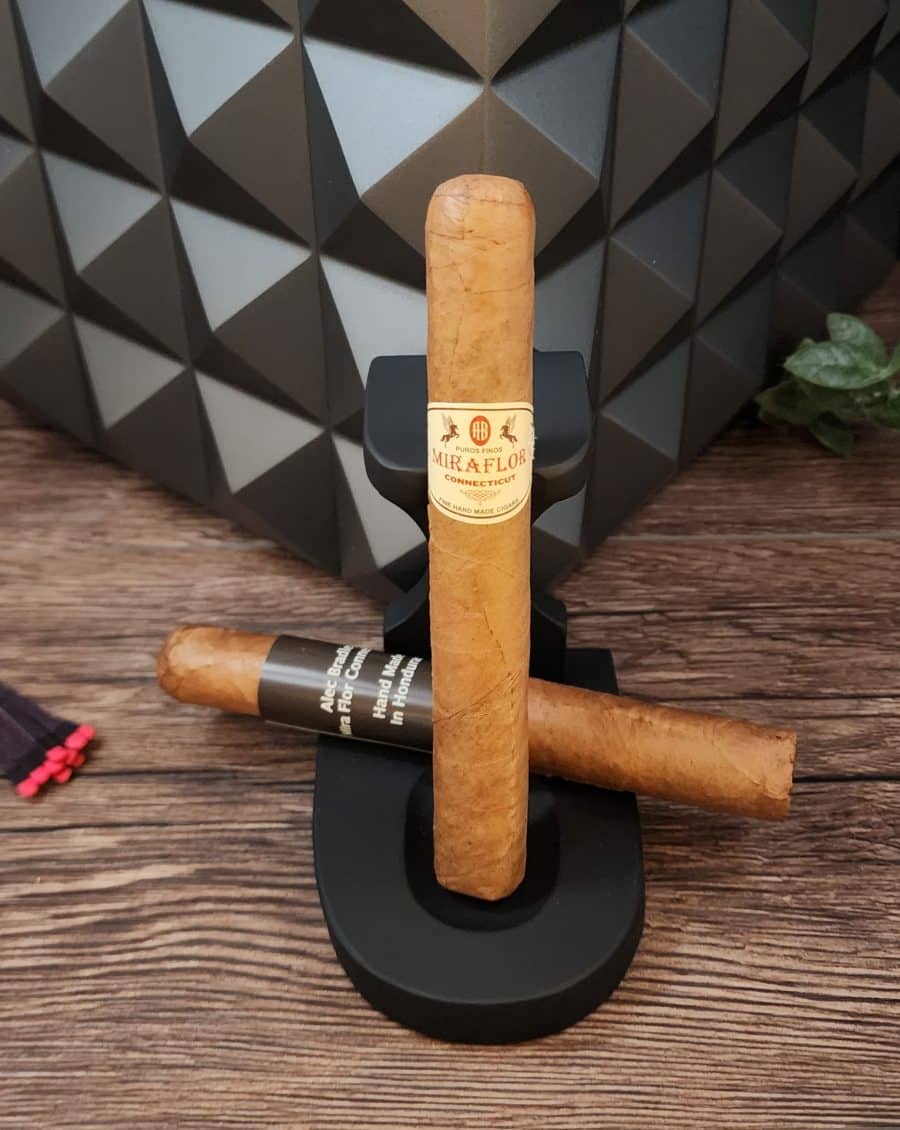 Alec Bradley Mir Flor Conn Toro