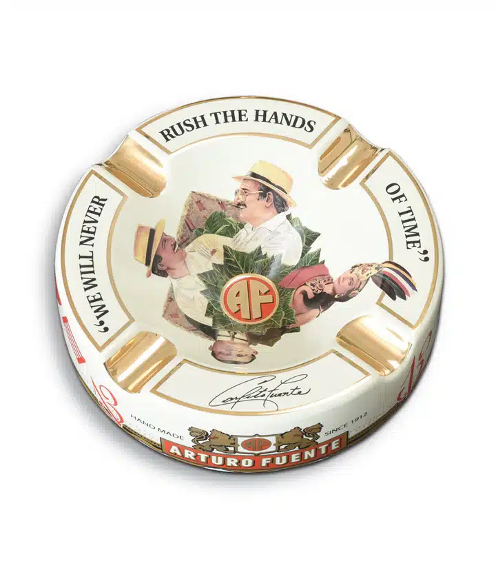 Atruro Fuente Cream Ashtray