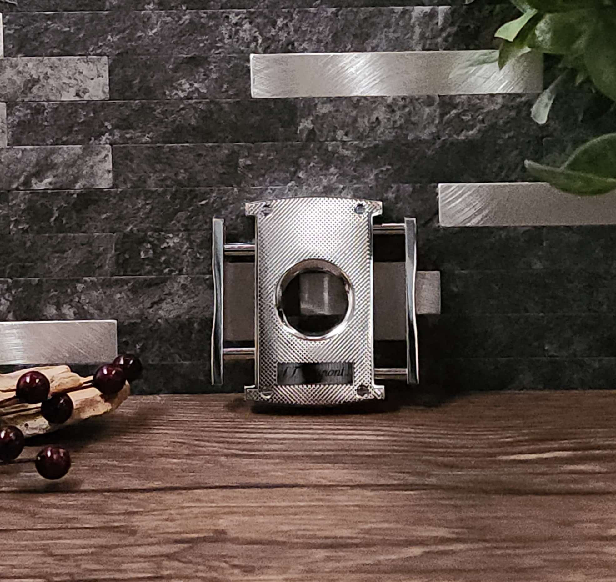 St Dupont Maxi Cutter Chrome Grid (2)