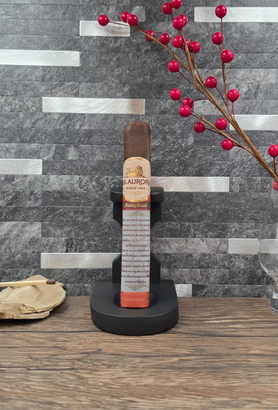 La Aurora Family Creed Perseverancia Gran Toro