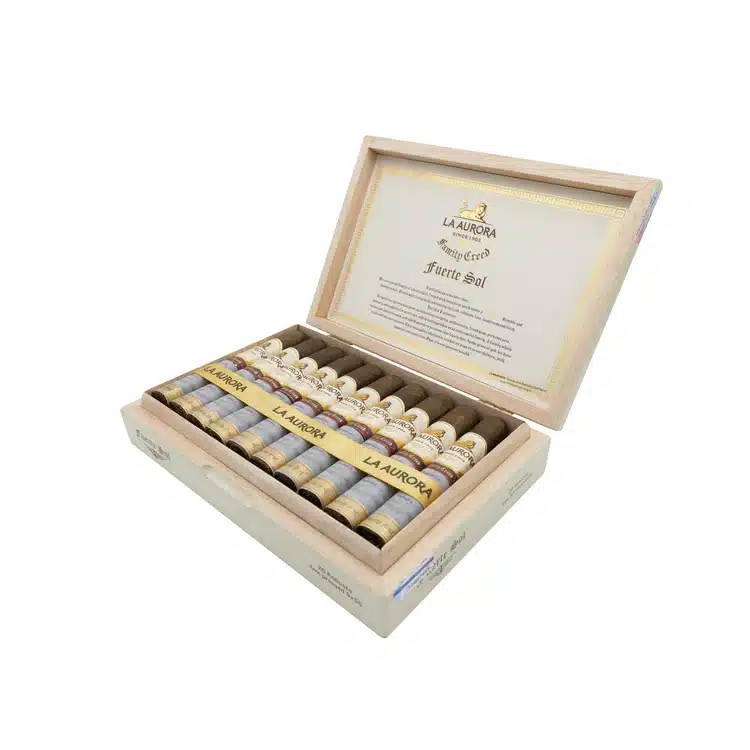 La Aurora Family Creed Series Fuerte Sol Box Open Right 440c41f2 320c 40f0 868d 25b67e09e9a7